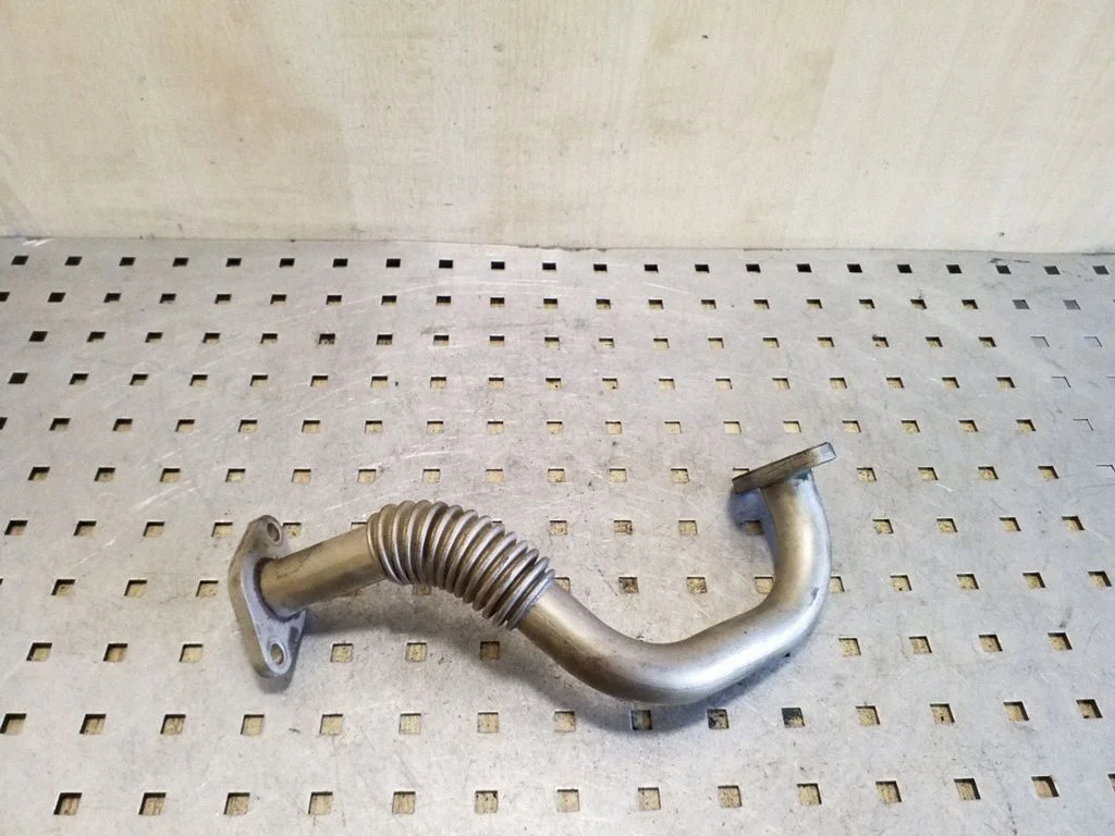EGR valve line/pipe/hose – Volkswagen Transporter - Caravelle T4 (1991-2003)