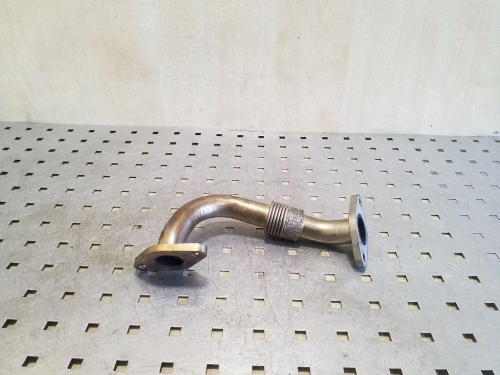 EGR valve line/pipe/hose 038131521BE