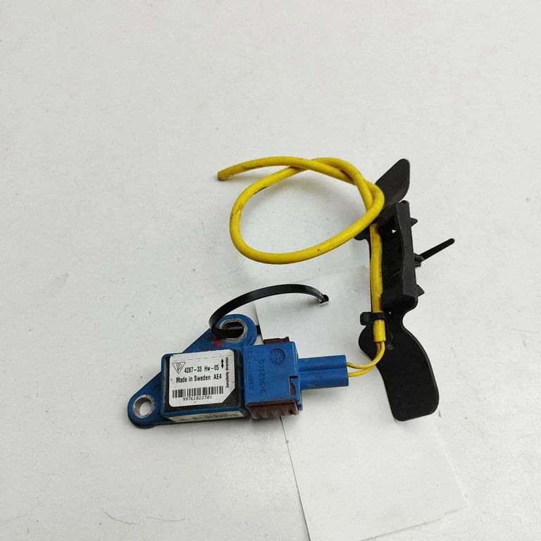 Drošības spilvenu trieciena sensors 99761822301