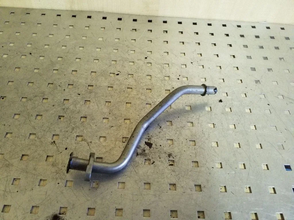 EGR valve line/pipe/hose