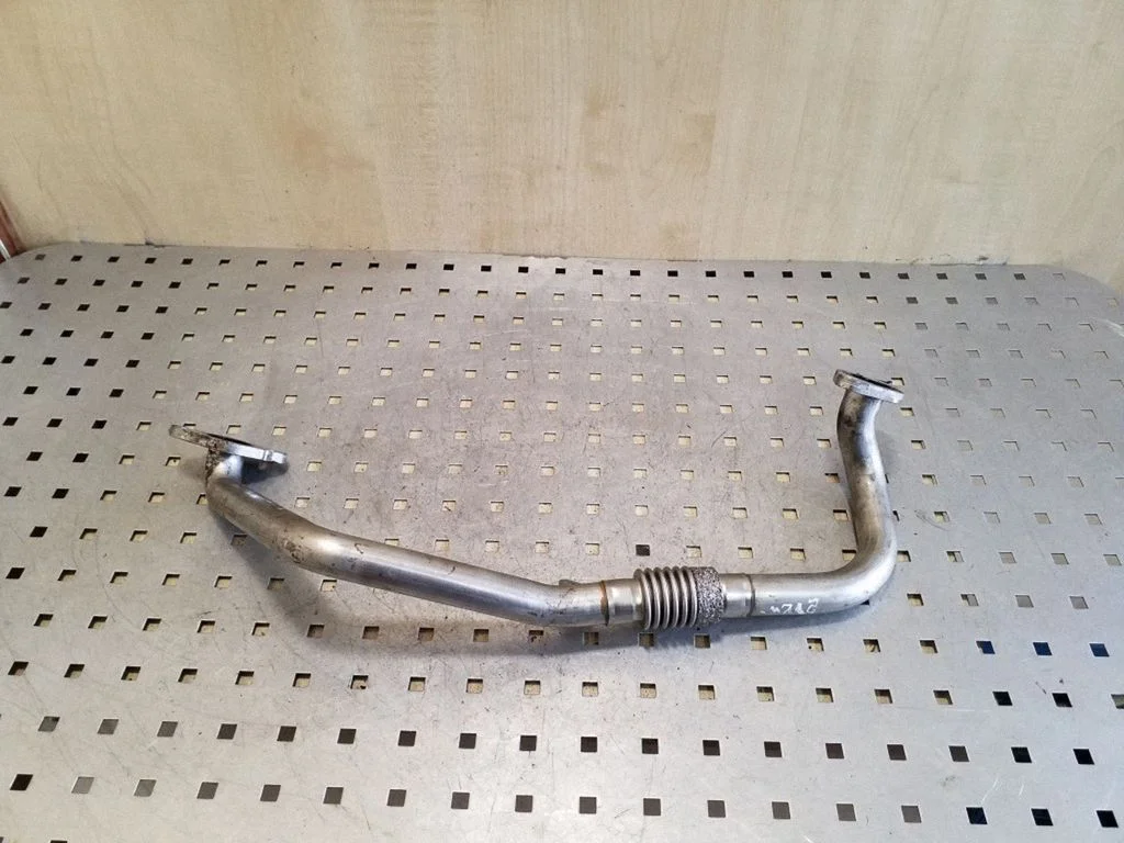 EGR-klapi toru (-d)/ voolik (-ud) 03G131521AK