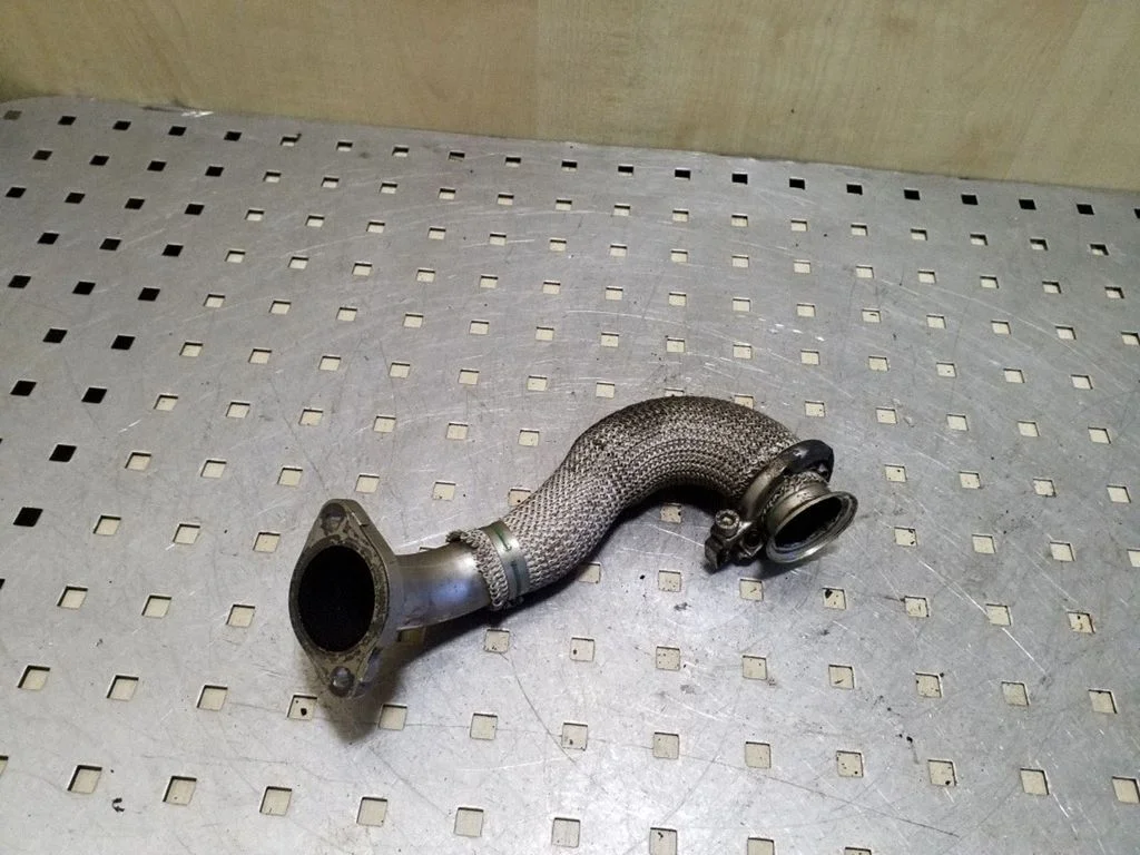 EGR-klapi toru (-d)/ voolik (-ud) 059131530J