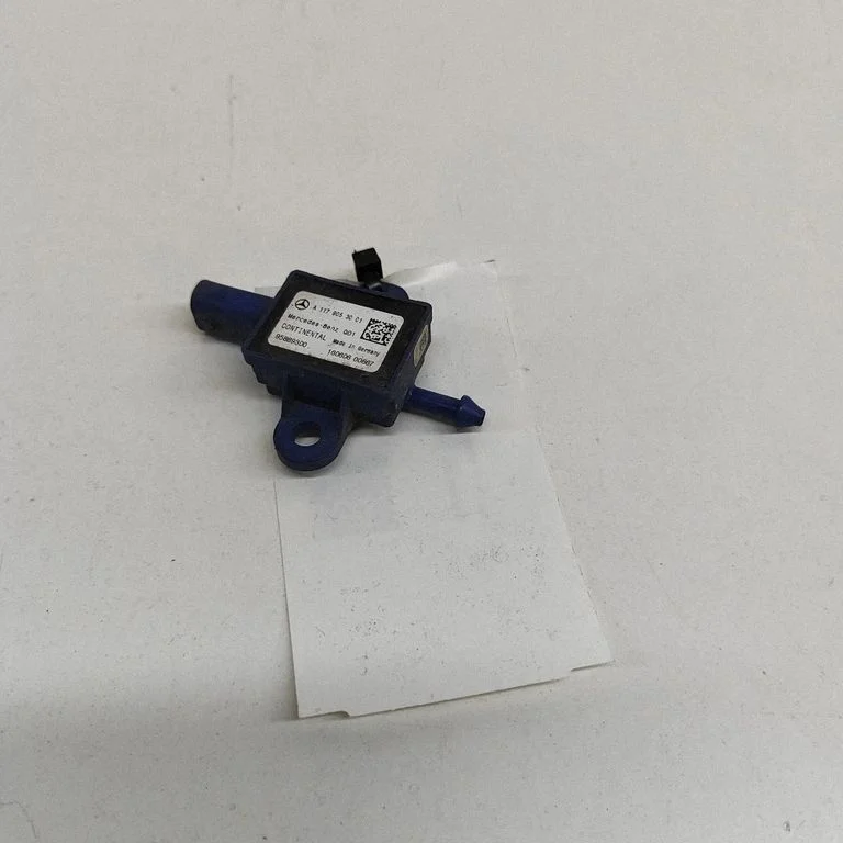 Drošības spilvenu trieciena sensors 95889300