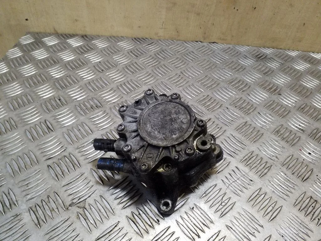 Vaakumpump 03G145209C