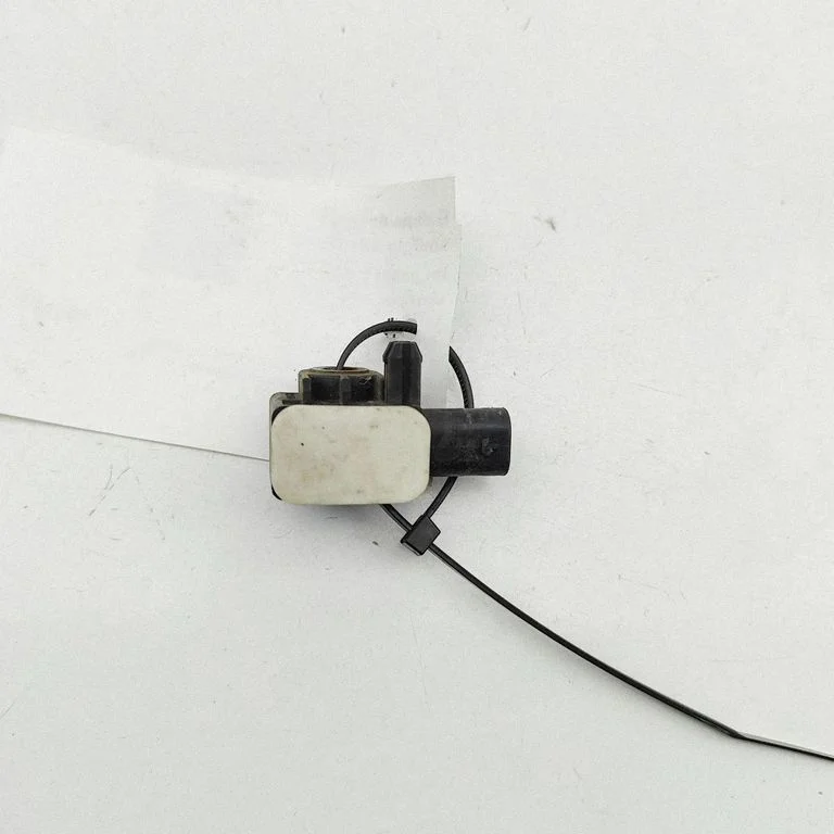Drošības spilvenu trieciena sensors 56054085AA