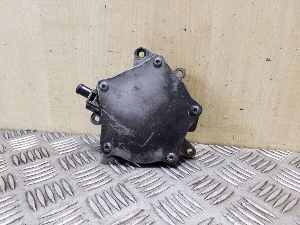 Vacuum pump 06D145100G