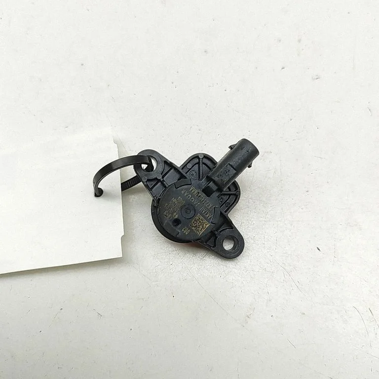 Drošības spilvenu trieciena sensors FK7214C676AA
