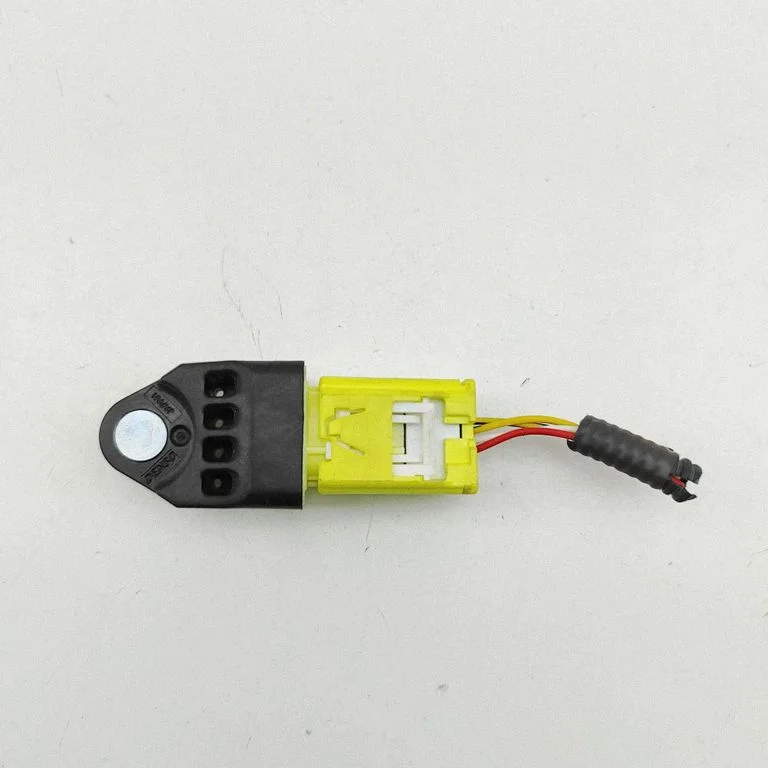 Turvapadja löögiandur 8983133010
