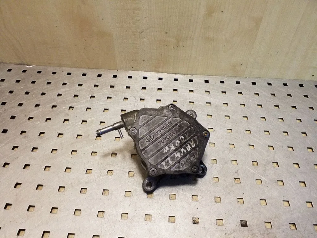 Vacuum pump – Toyota RAV 4 (XA30) (2006-2016)