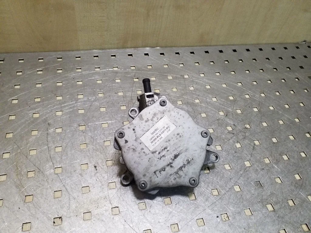 Vacuum pump 36300RL0G011M2