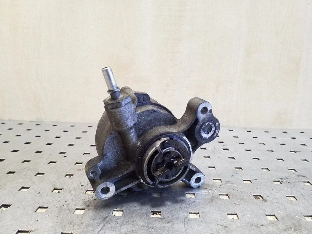 Vacuum pump