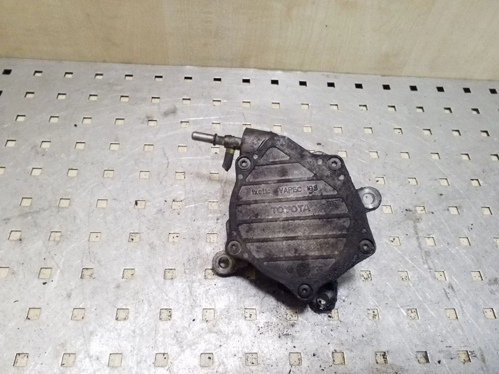 Vacuum pump – Toyota Avensis T250 (2006-2009)