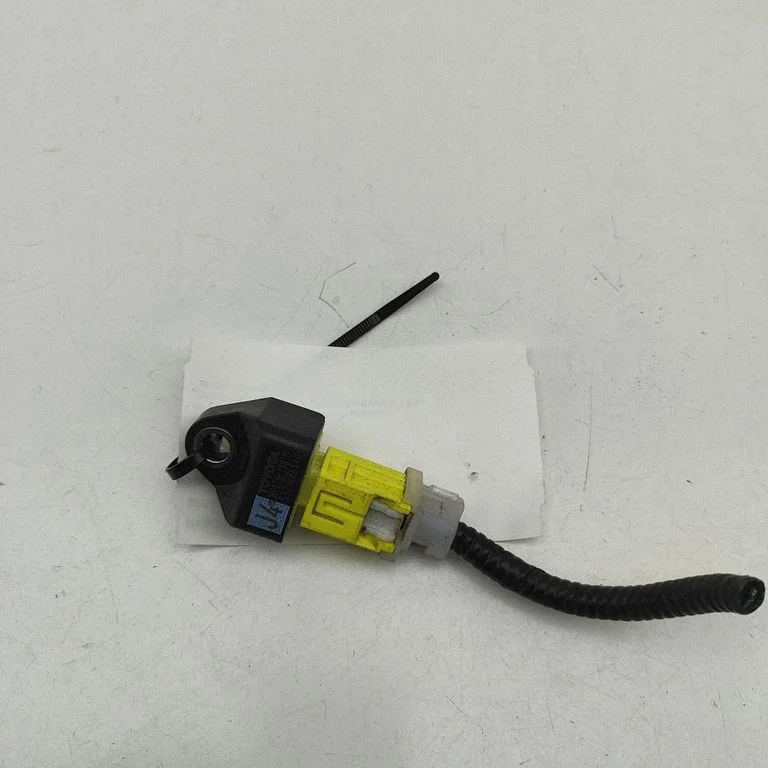 Drošības spilvenu trieciena sensors – Toyota RAV 4 (XA50) (2018-)