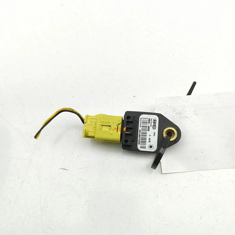 Drošības spilvenu trieciena sensors – KIA Ceed (2012-2018)