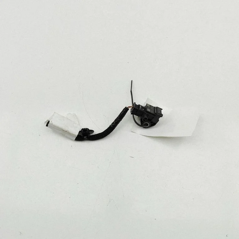 Czujnik zderzeniowy poduszek powietrznych A3C10505900