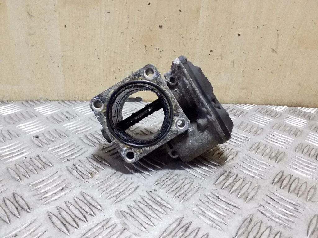 Throttle valve 351002F000