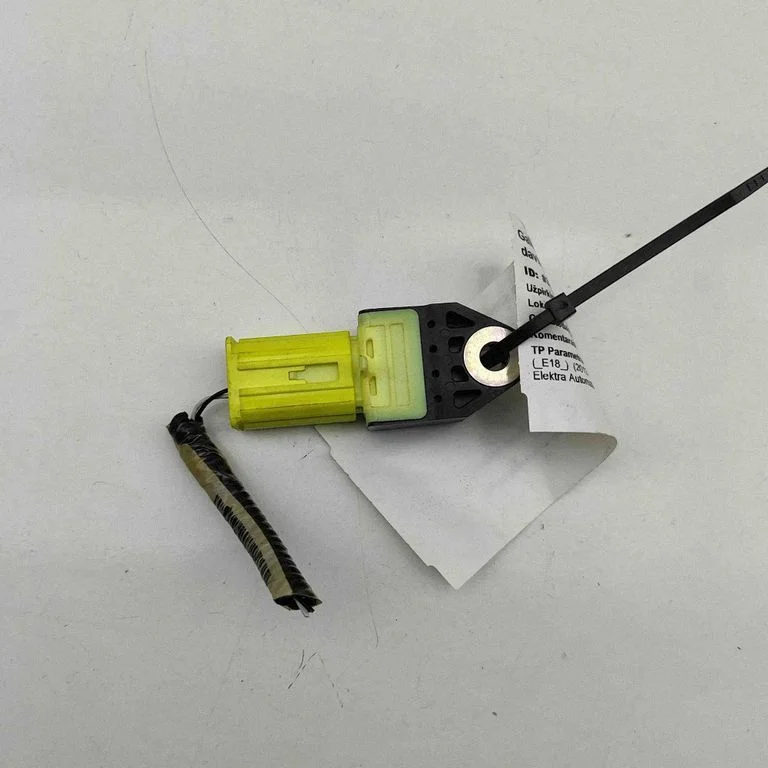 Drošības spilvenu trieciena sensors 8983102160