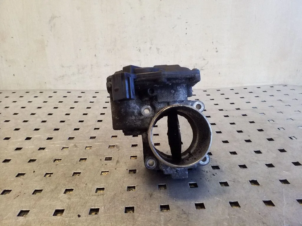 Throttle valve 351002F000