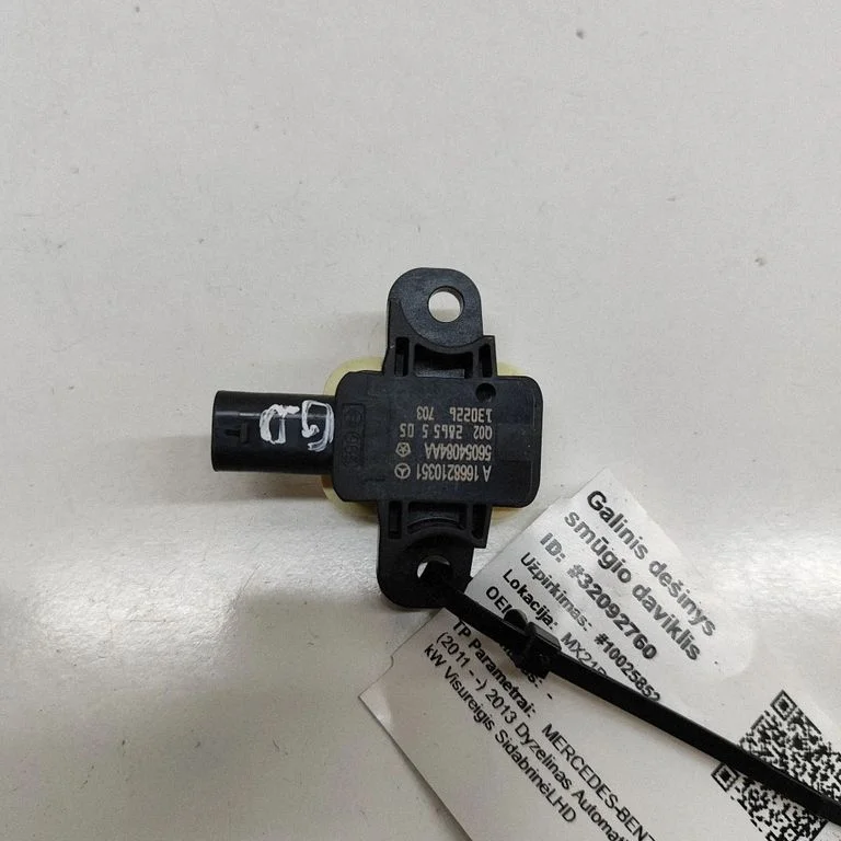 Drošības spilvenu trieciena sensors A1668210351