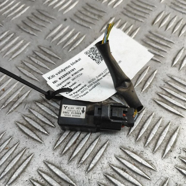 Drošības spilvenu trieciena sensors 8980137960