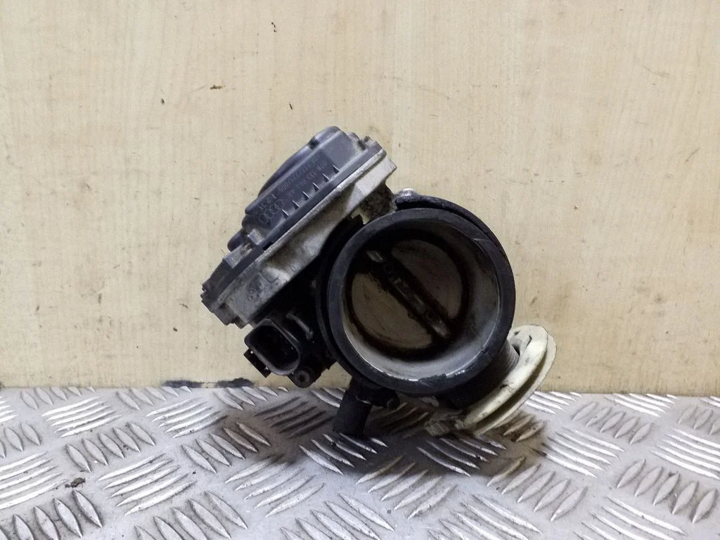 Droseļvārsts 078133063AK