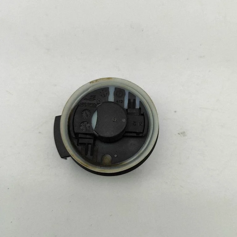 Drošības spilvenu trieciena sensors 5Q0959354