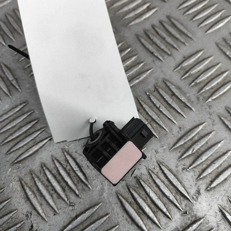Drošības spilvenu trieciena sensors 95920CG000