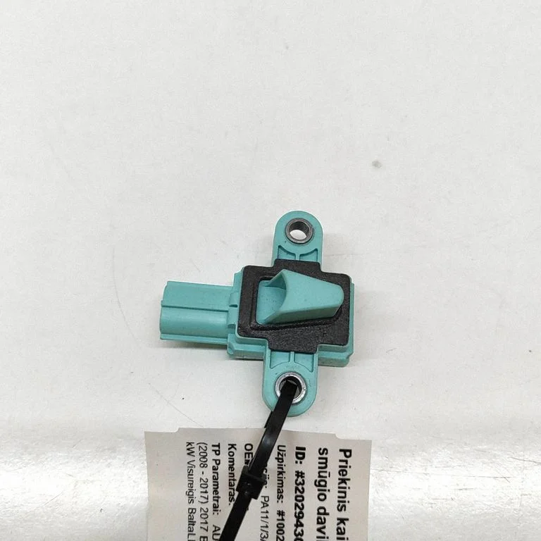Drošības spilvenu trieciena sensors 5WK4380903