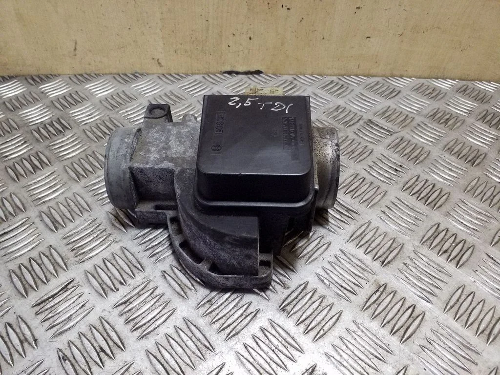 Throttle valve – Audi A6 S6 C4 4A (1994-1997)