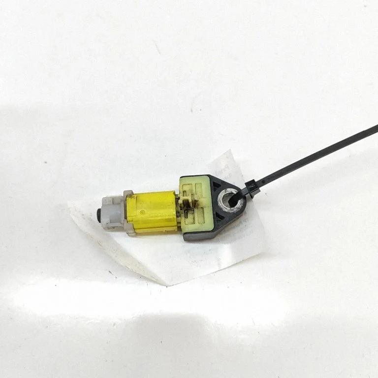 Drošības spilvenu trieciena sensors 8917311010
