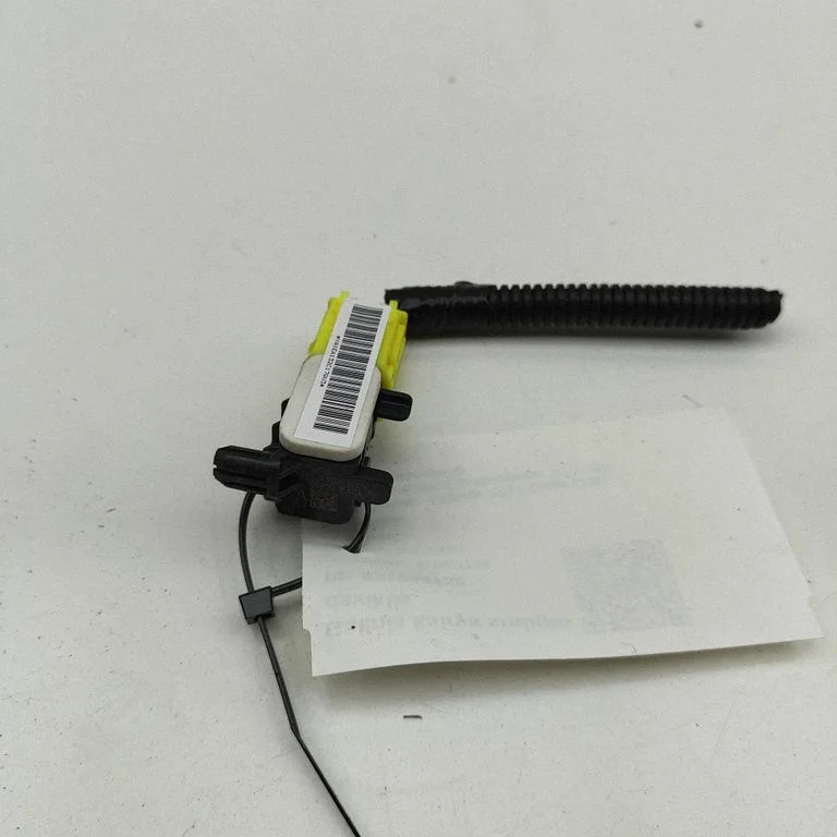 Turvapadja löögiandur 988301EA0A