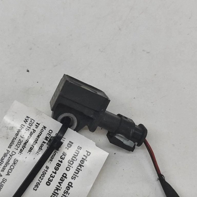 Drošības spilvenu trieciena sensors 5Q0959651B