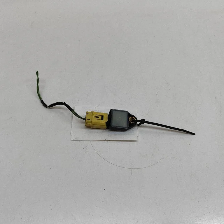 Drošības spilvenu trieciena sensors 04896065AA