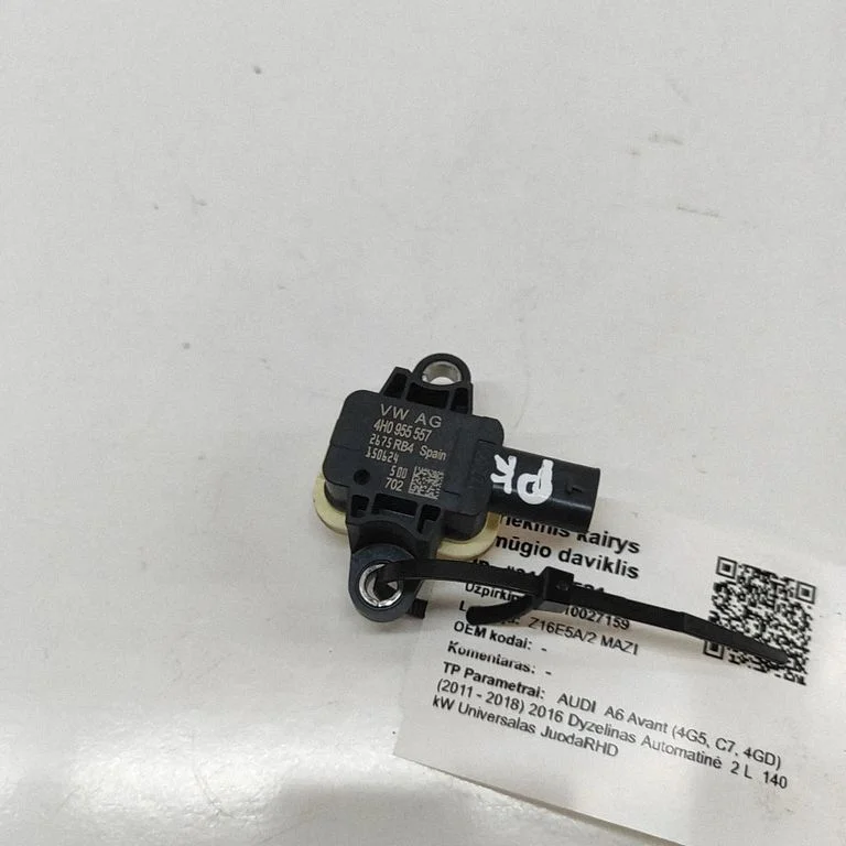 Drošības spilvenu trieciena sensors 4H0955557
