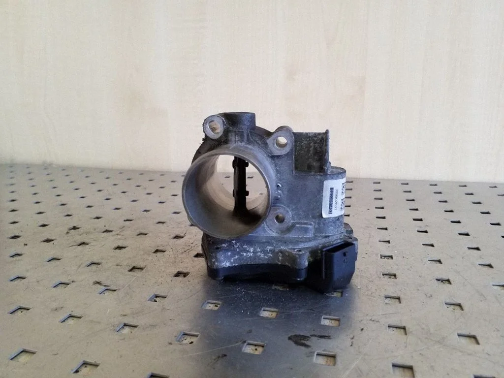 Drosselklapp – Nissan Qashqai+2 (2010-2014)