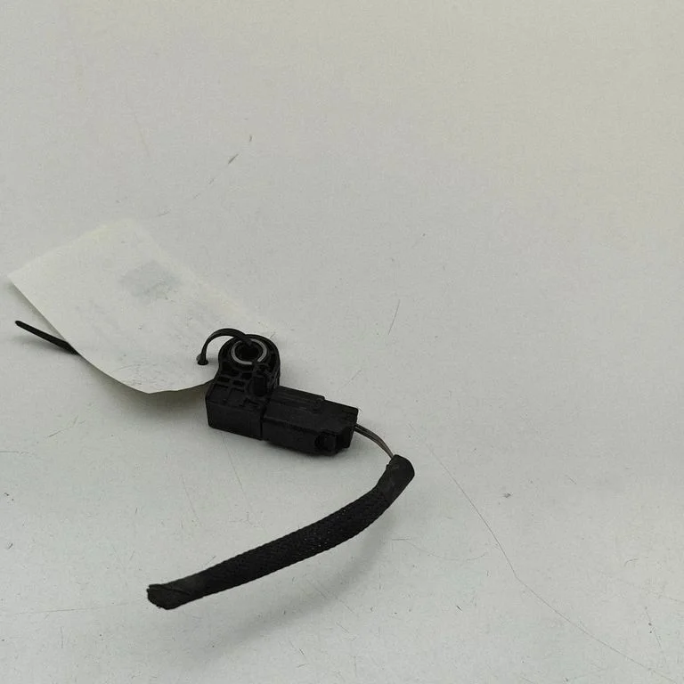 Drošības spilvenu trieciena sensors FH2214B006AB