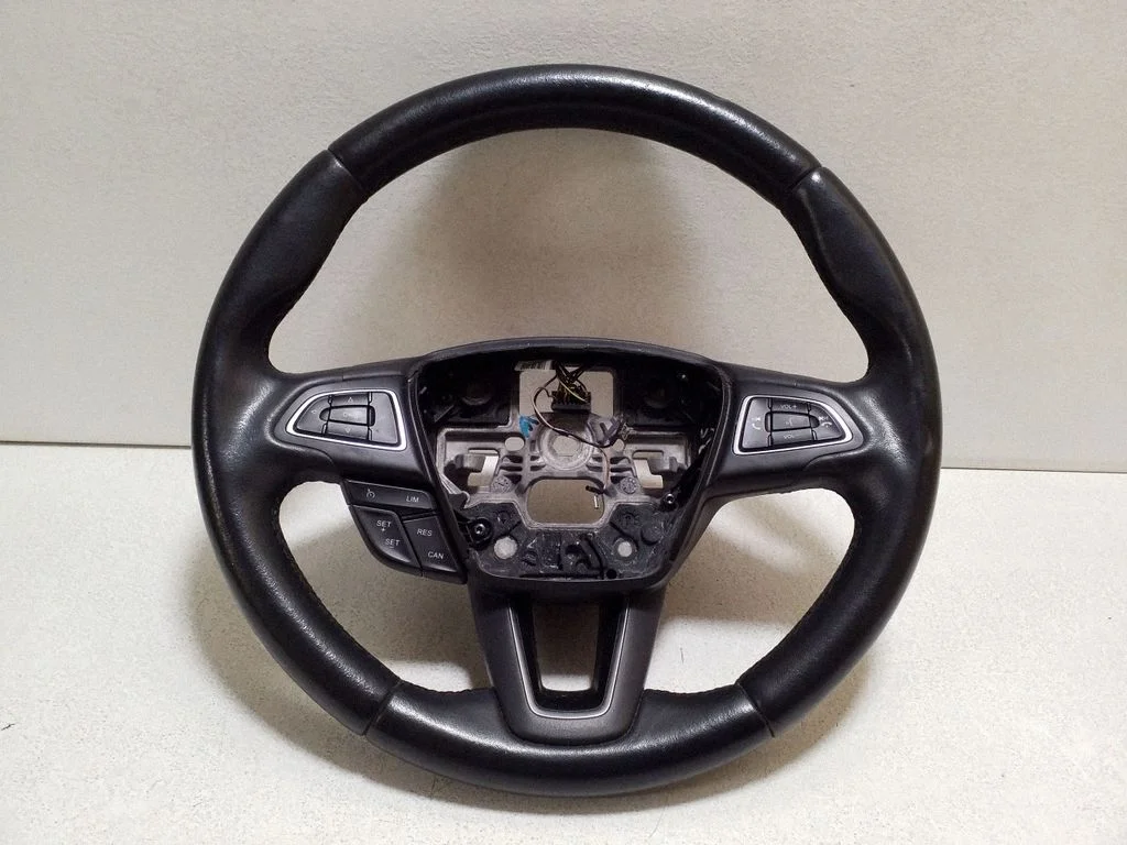 Steering wheel – Ford Kuga II (2013-2019)