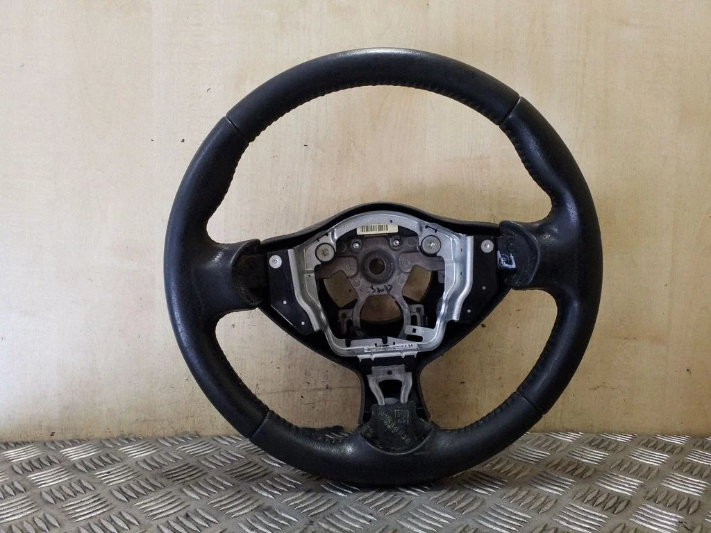 Steering wheel 34126715A
