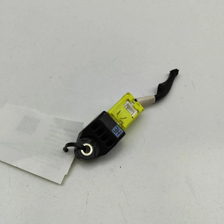 Drošības spilvenu trieciena sensors 8983153050