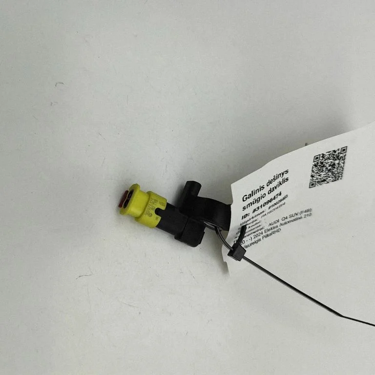 Airbag deployment crash/impact sensor – Audi Q4 e-tron (2021-)