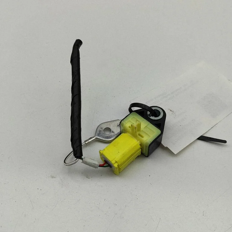 Drošības spilvenu trieciena sensors 898310K040