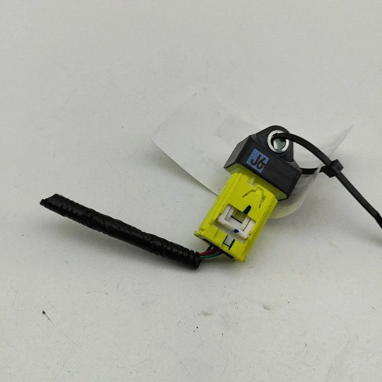 Drošības spilvenu trieciena sensors – Toyota Hilux VIII (2020-2025)