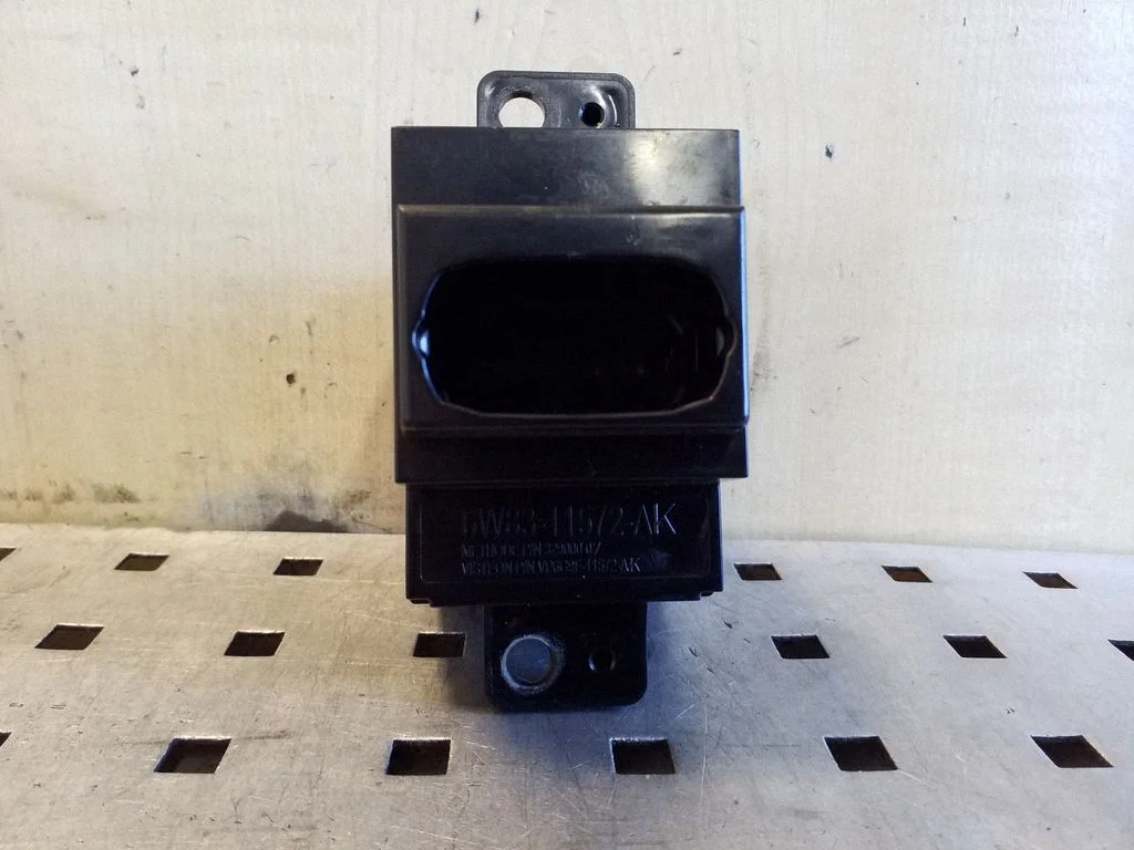 Ignition lock – Jaguar XF X250 (2007-2015)