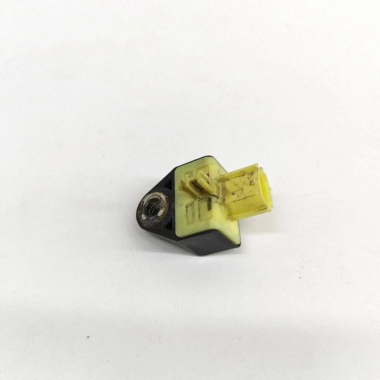 Drošības spilvenu trieciena sensors 8917311010
