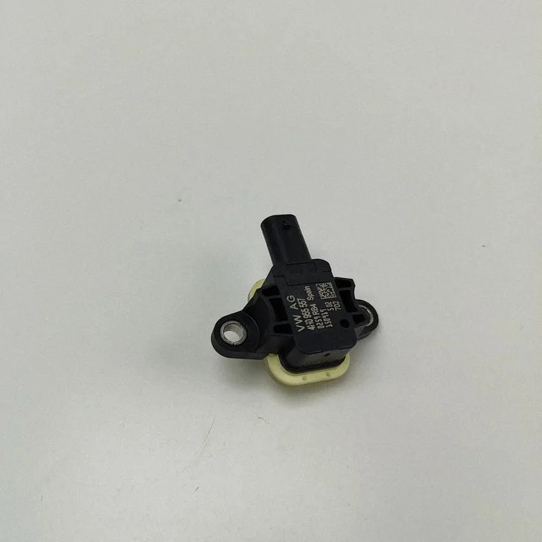 Drošības spilvenu trieciena sensors 4H0955557