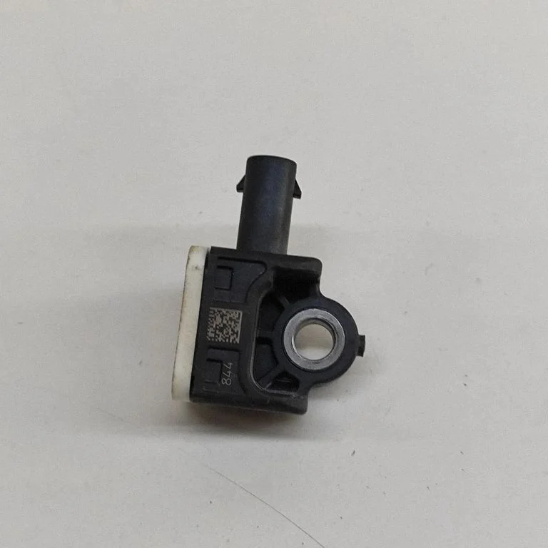 Drošības spilvenu trieciena sensors 106005800A