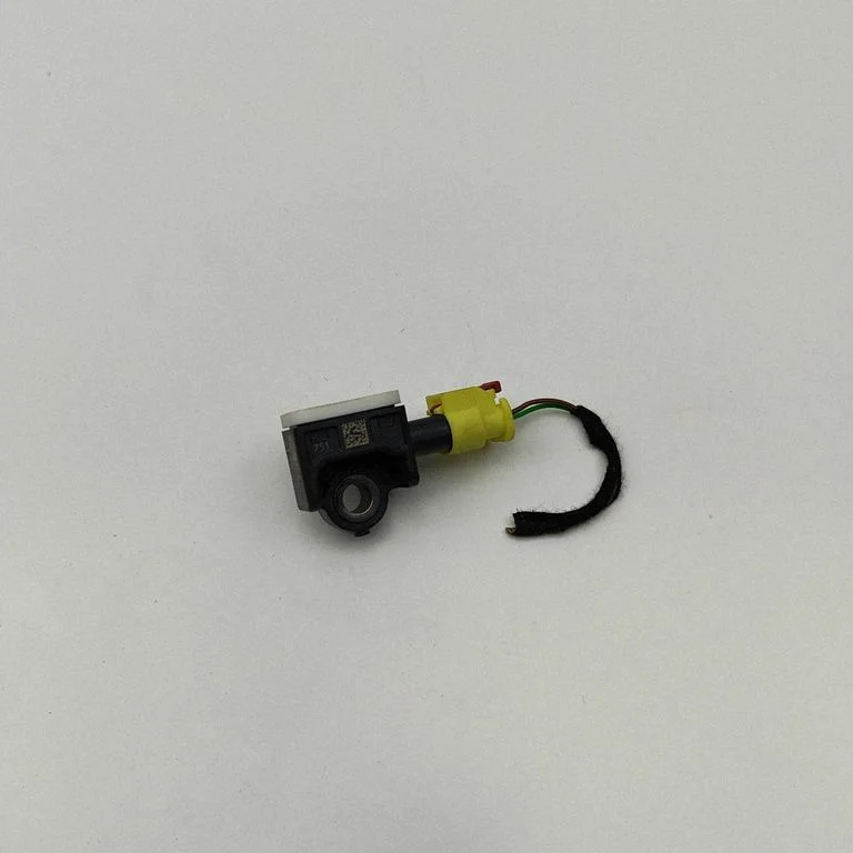 Drošības spilvenu trieciena sensors 4H0959643