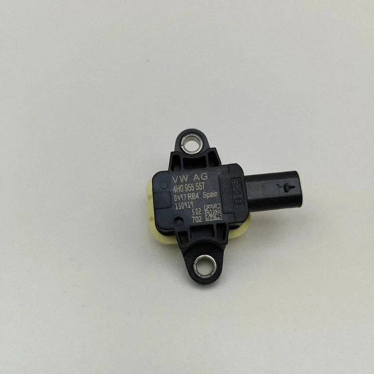 Drošības spilvenu trieciena sensors 4H0955557