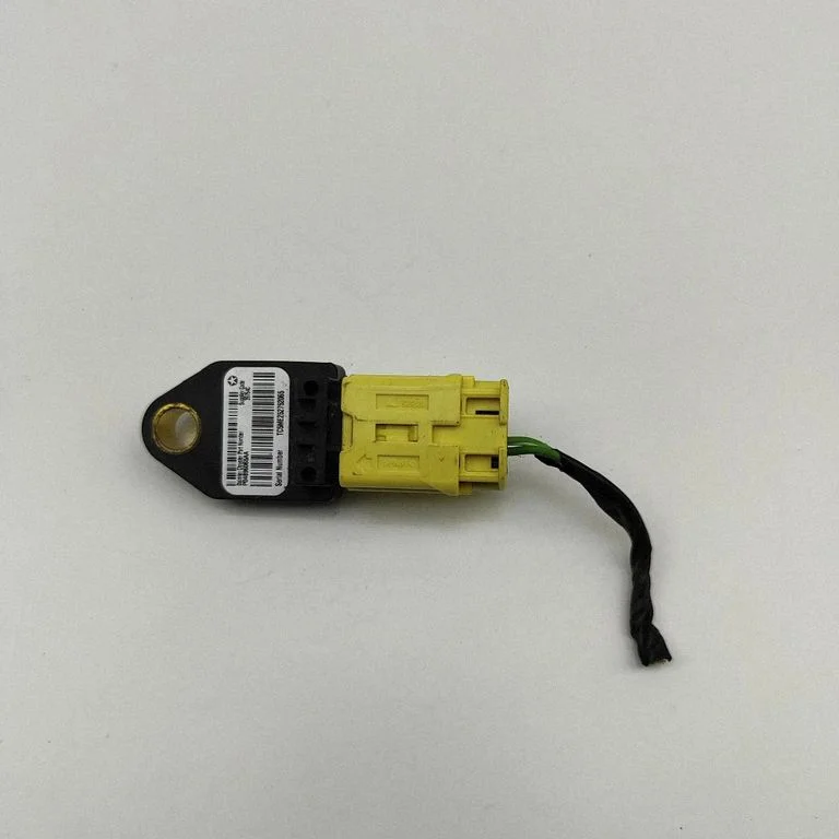 Drošības spilvenu trieciena sensors 04896065AA