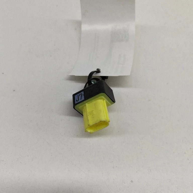 Drošības spilvenu trieciena sensors 8983128040